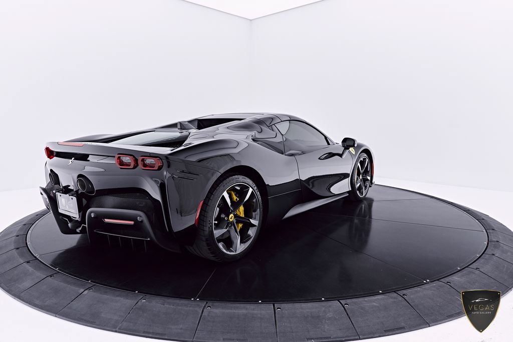 Used 2024 Ferrari SF90 Spider AWD/4WD image 16