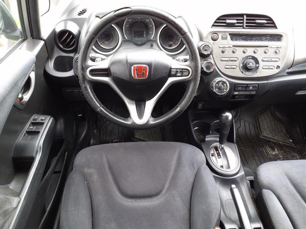Used 2010 Honda Fit Sport image 10