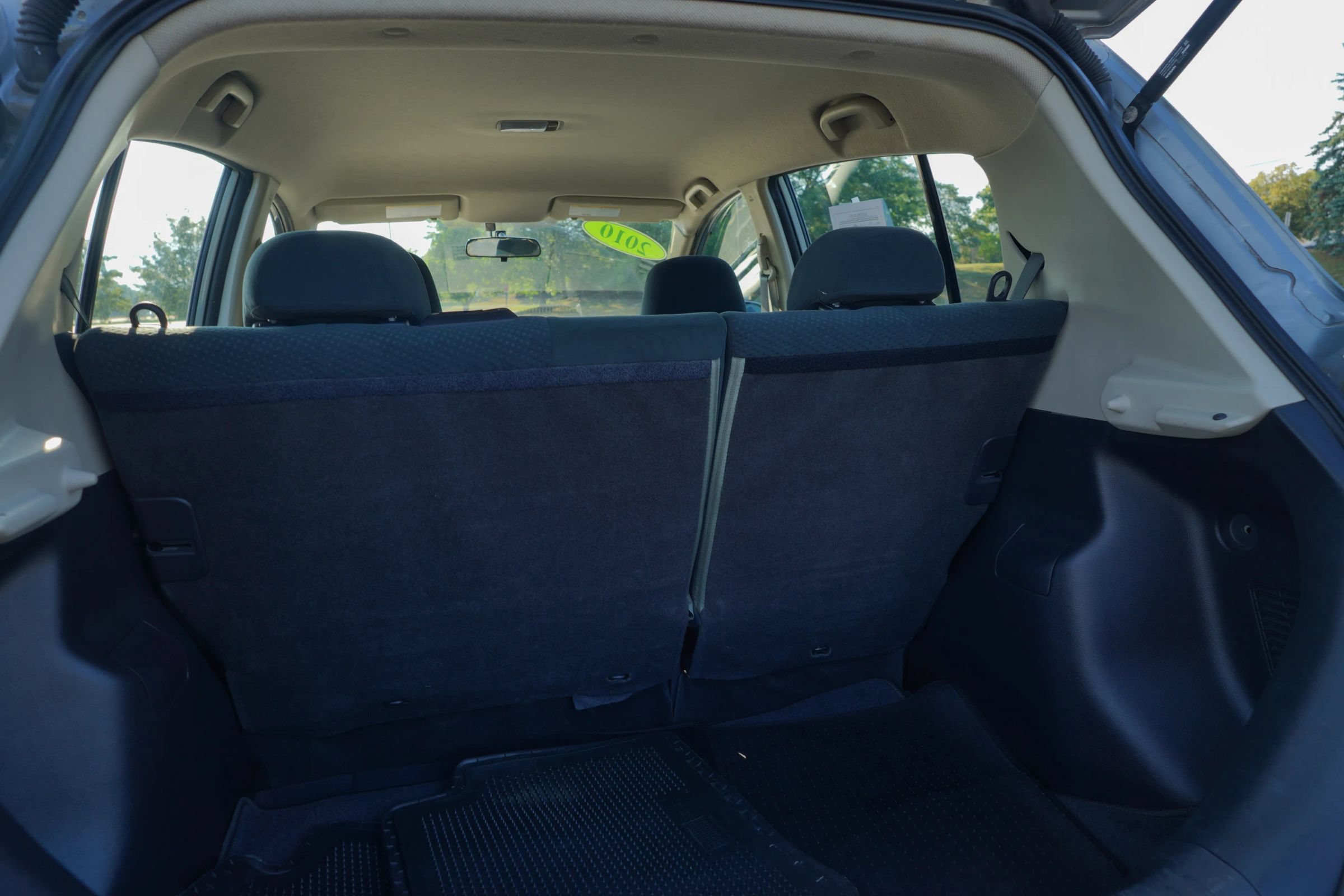 Used 2010 Nissan Versa 1.8 S w/ PWR Plus Pkg FWD image 4