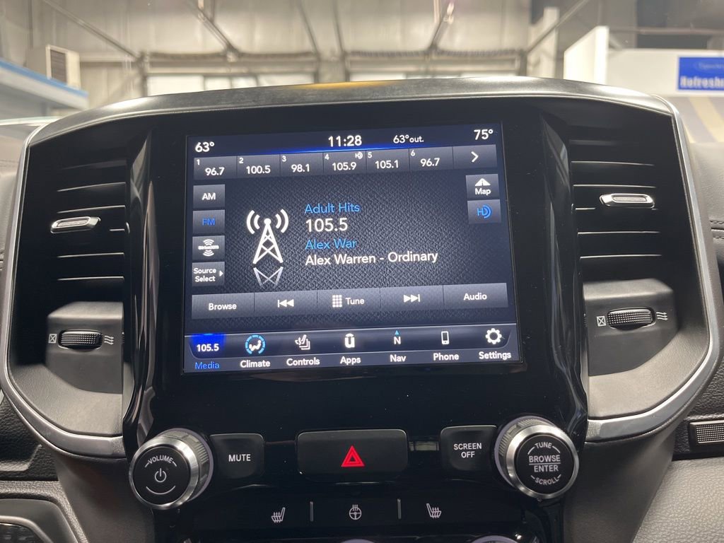 Used 2021 RAM 1500 Big Horn image 33