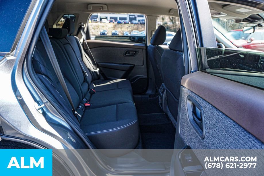 Used 2023 Nissan Rogue S image 22