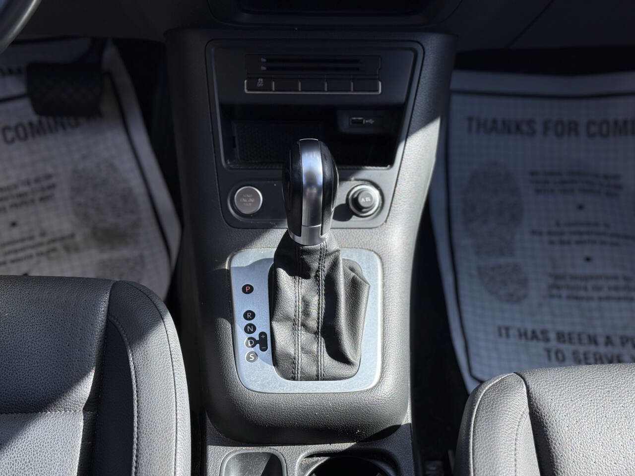 Used 2016 Volkswagen Tiguan S image 19