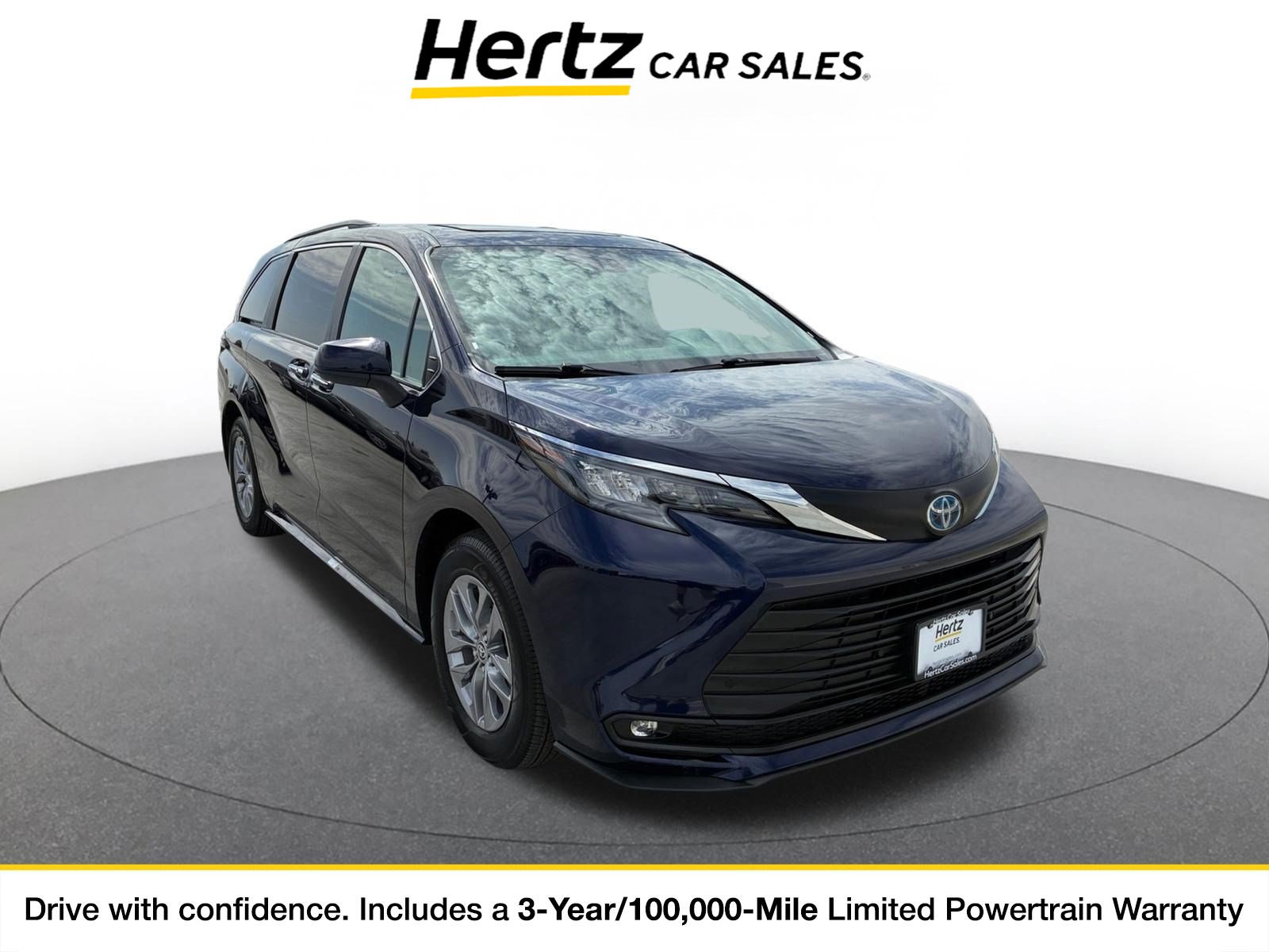 Used 2025 Toyota Sienna XLE