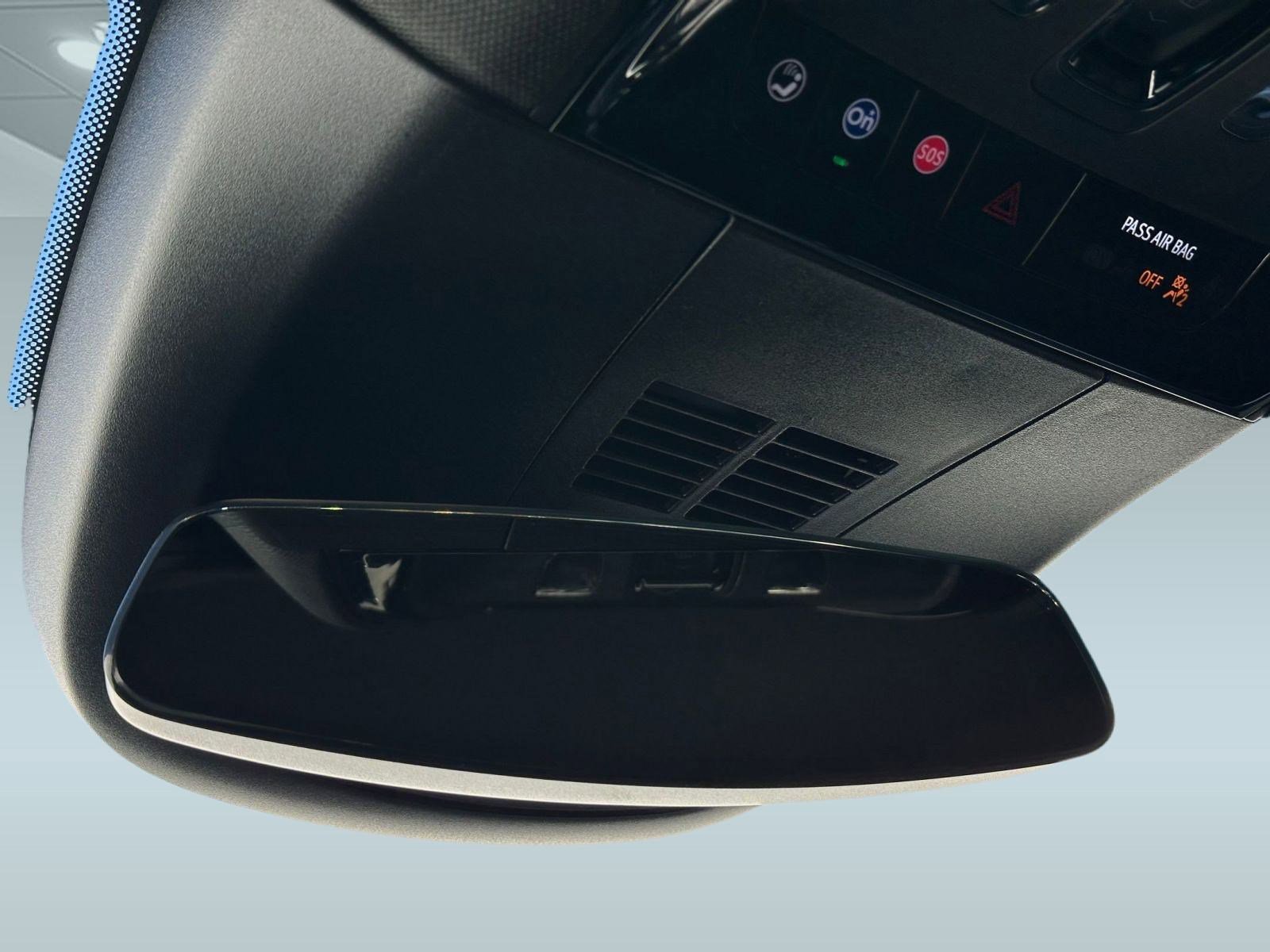 New 2026 Cadillac Lyriq Sport image 19