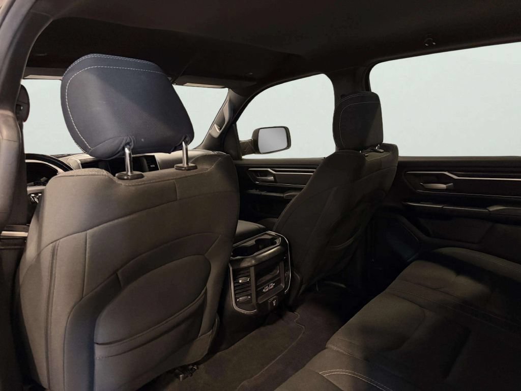 Used 2019 RAM 1500 4x4 Crew Cab Big Horn image 39
