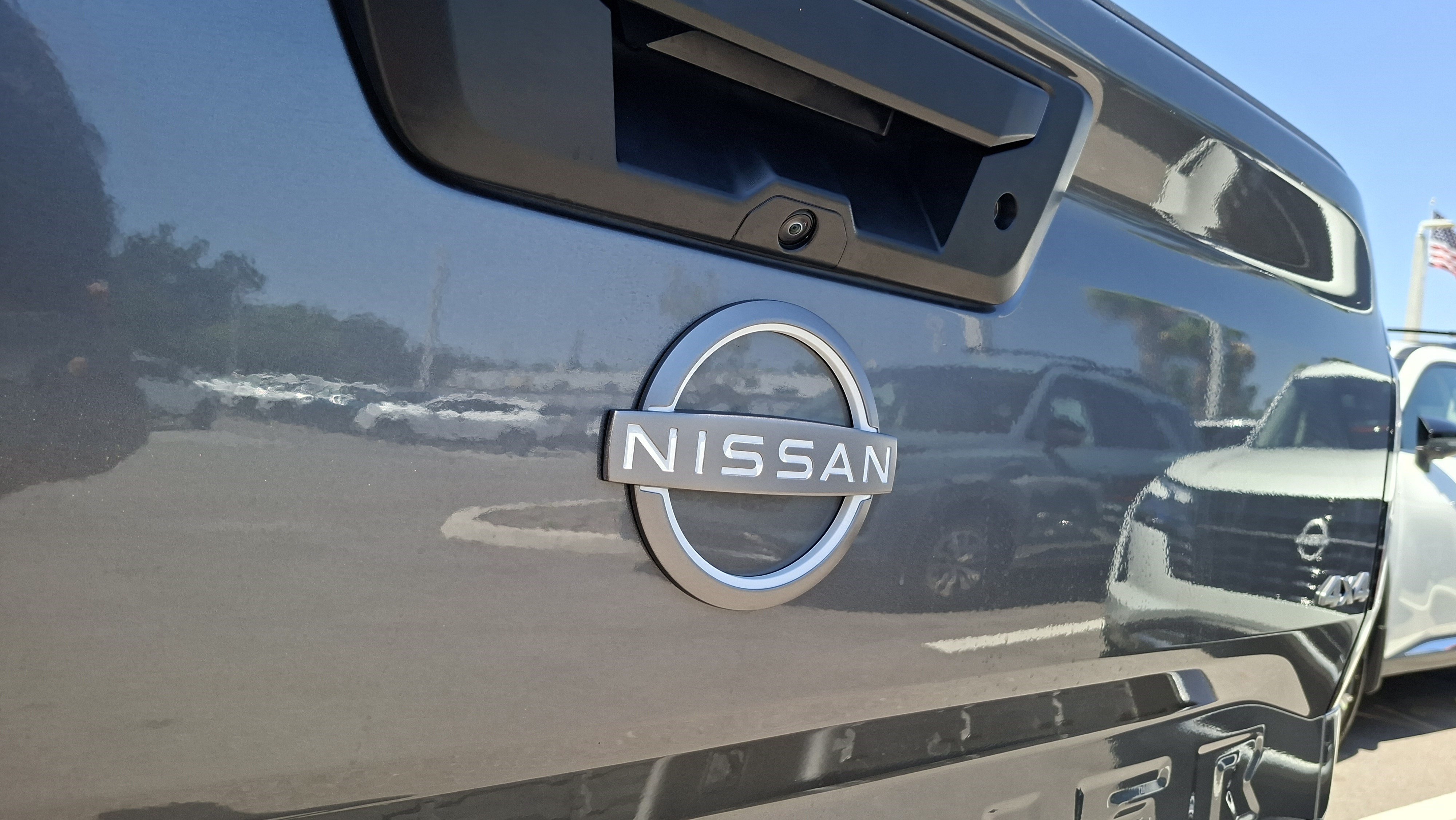 New 2026 Nissan Frontier SV AWD/4WD image 16