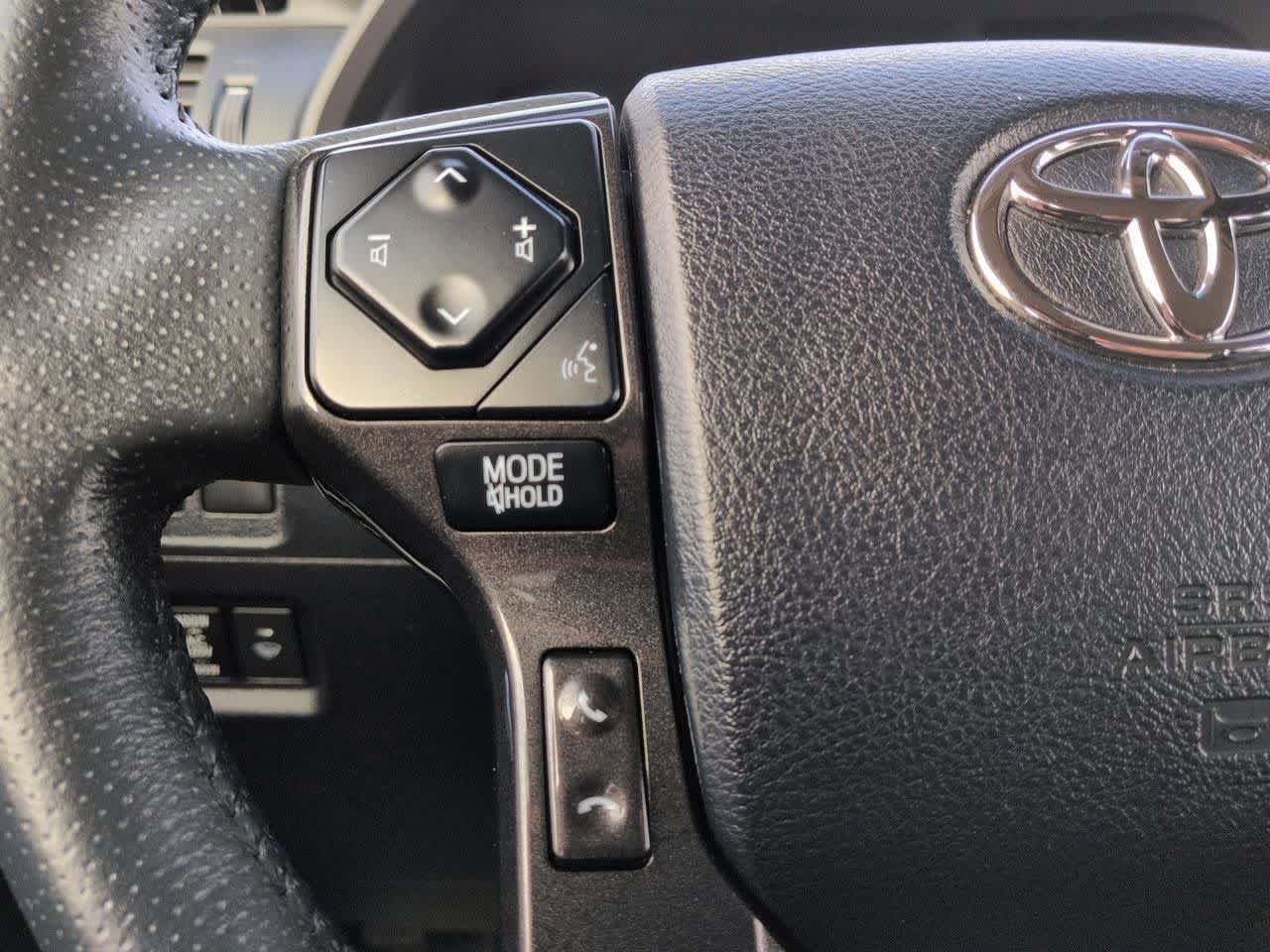 Used 2024 Toyota 4Runner TRD Off-Road image 23