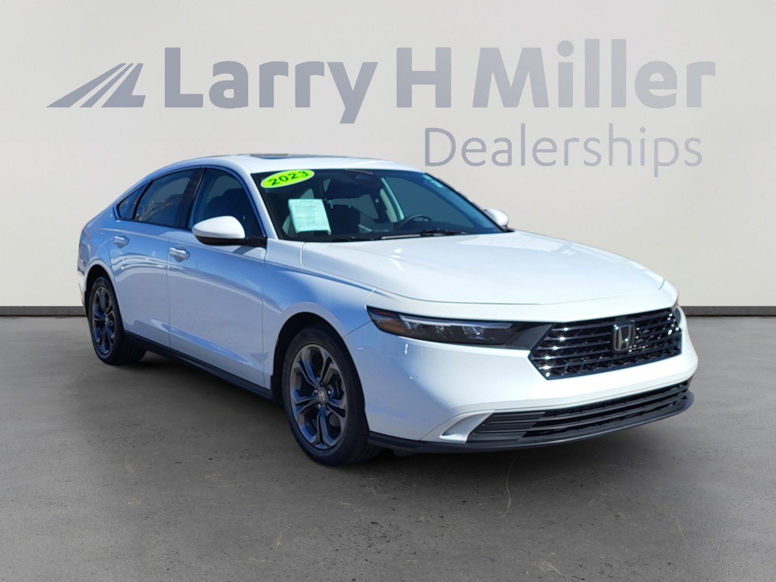 Used 2023 Honda Accord EX image 7