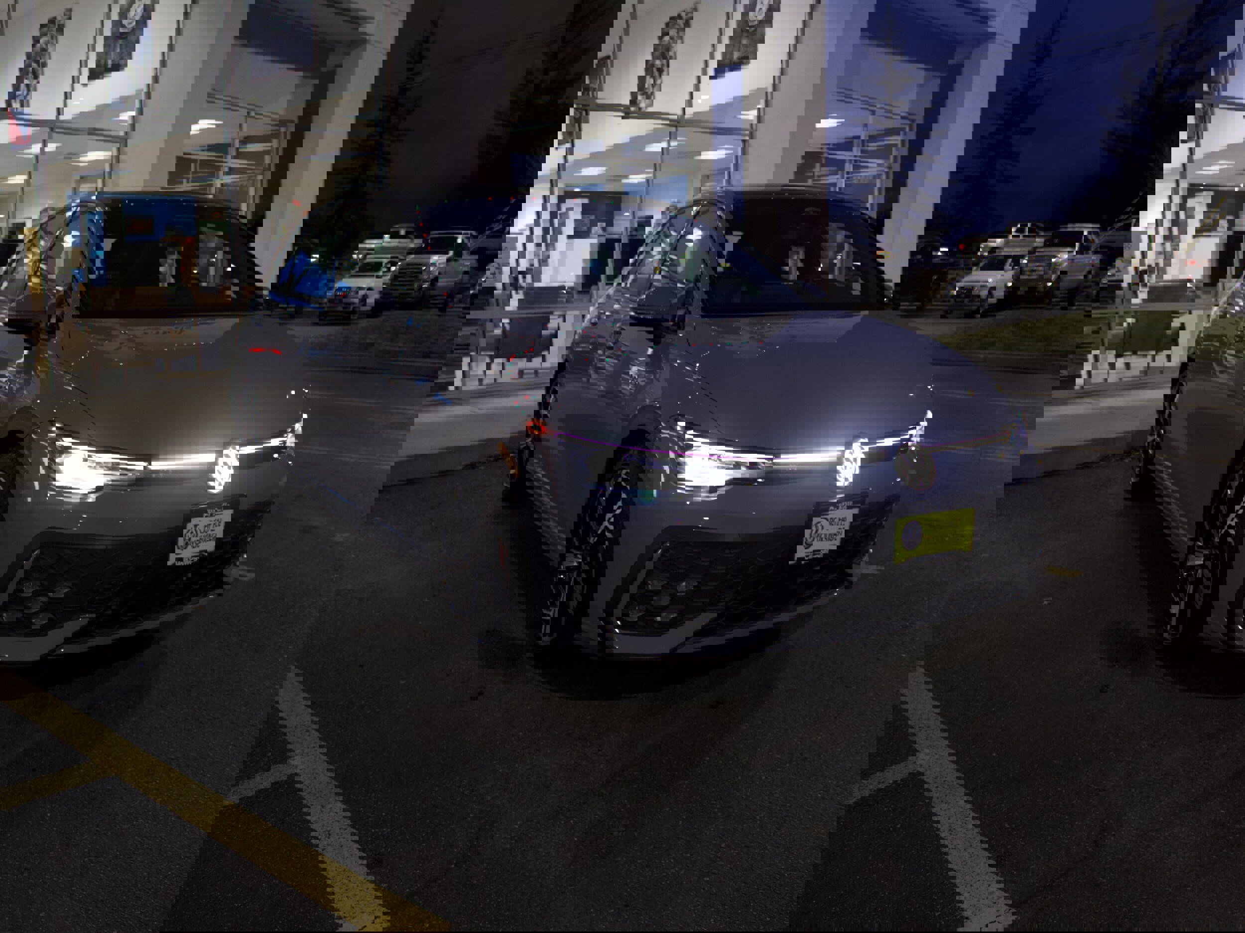 New 2026 Volkswagen GTI SE image 3