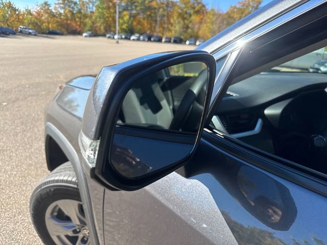 Used 2023 Toyota RAV4 LE image 17
