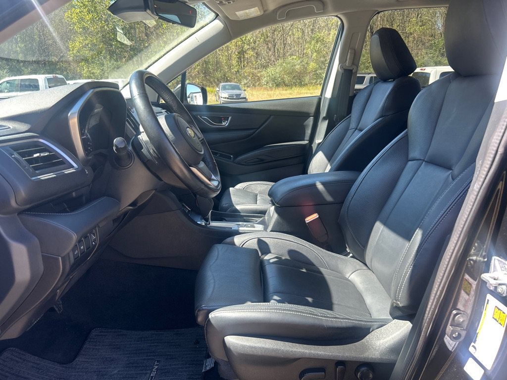 Used 2023 Subaru Ascent Limited AWD/4WD image 8