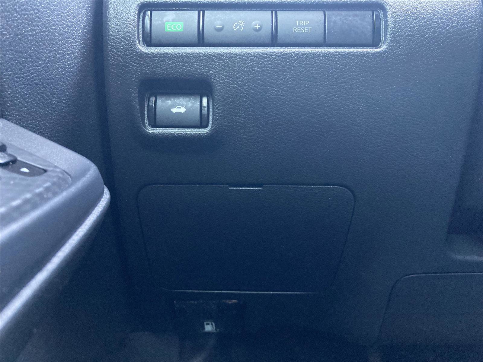 Used 2020 Nissan Sentra SV image 19