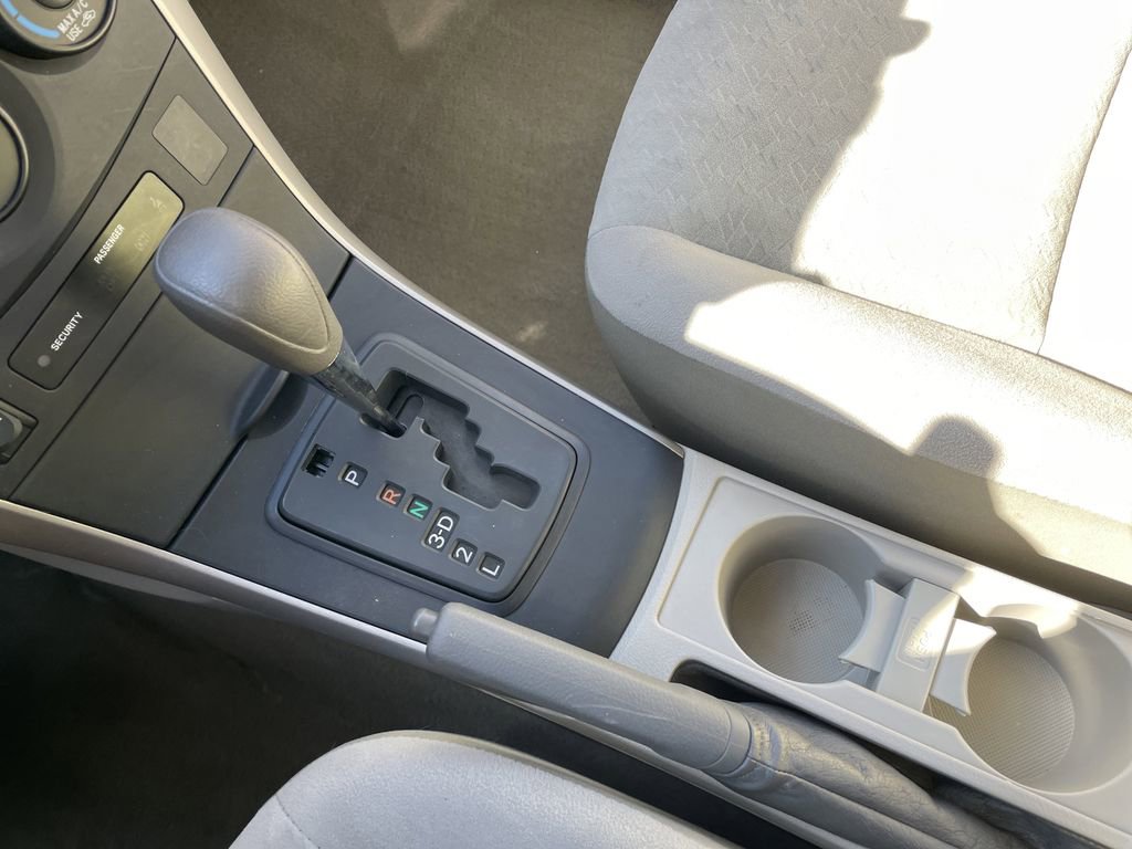 Used 2009 Toyota Corolla LE image 19