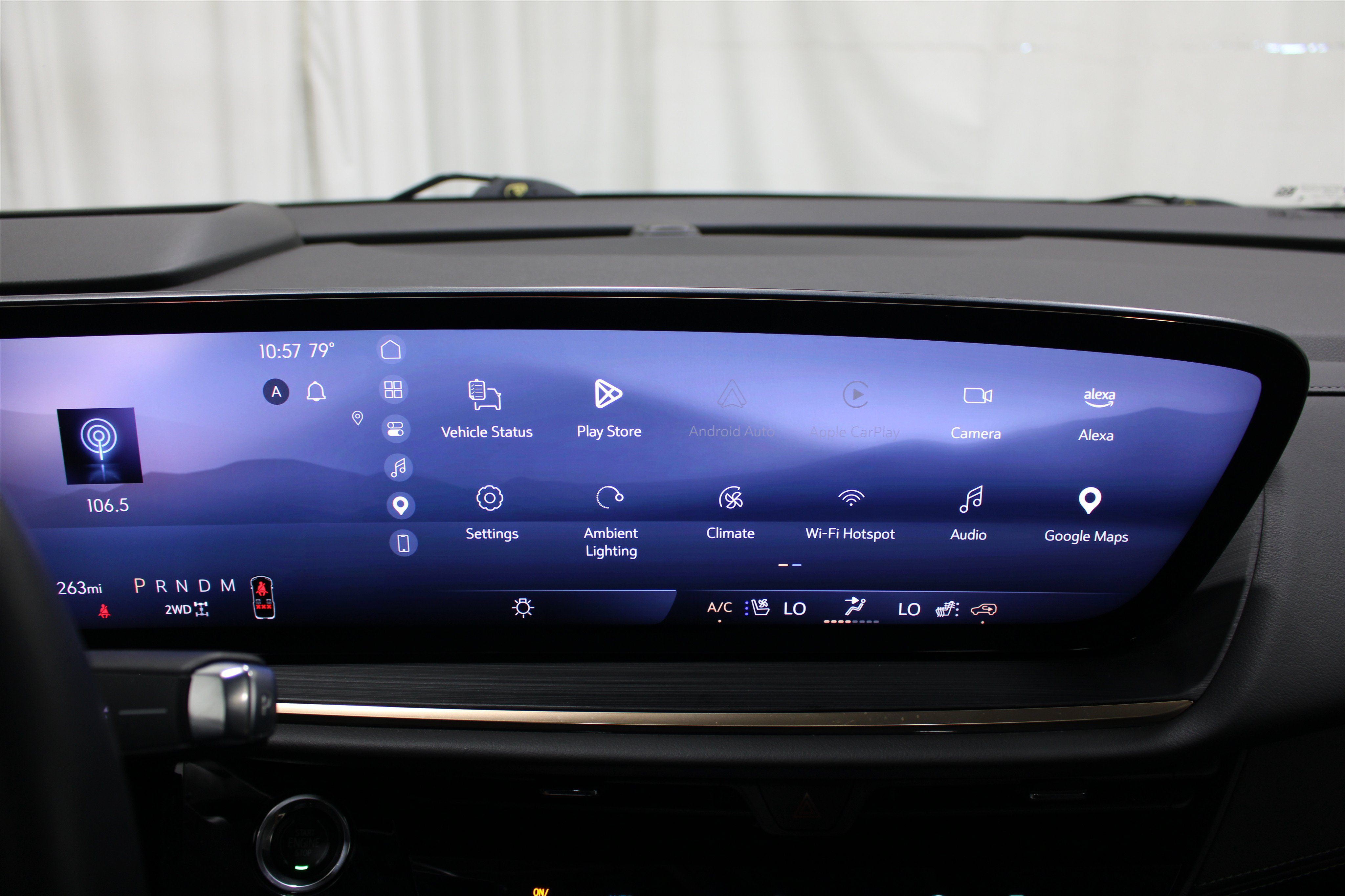 Used 2025 Buick Envision Avenir AWD/4WD image 16