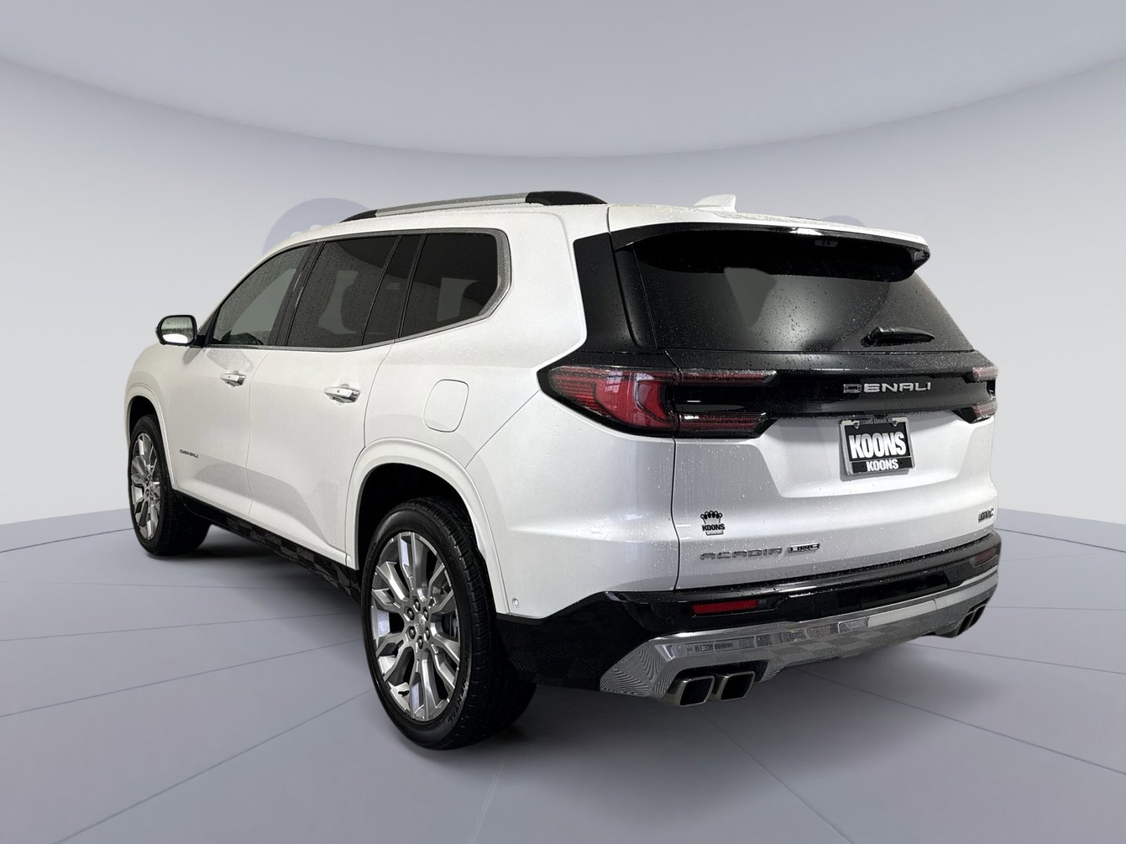 Used 2025 GMC Acadia Denali w/ Super Cruise Package AWD/4WD image 4