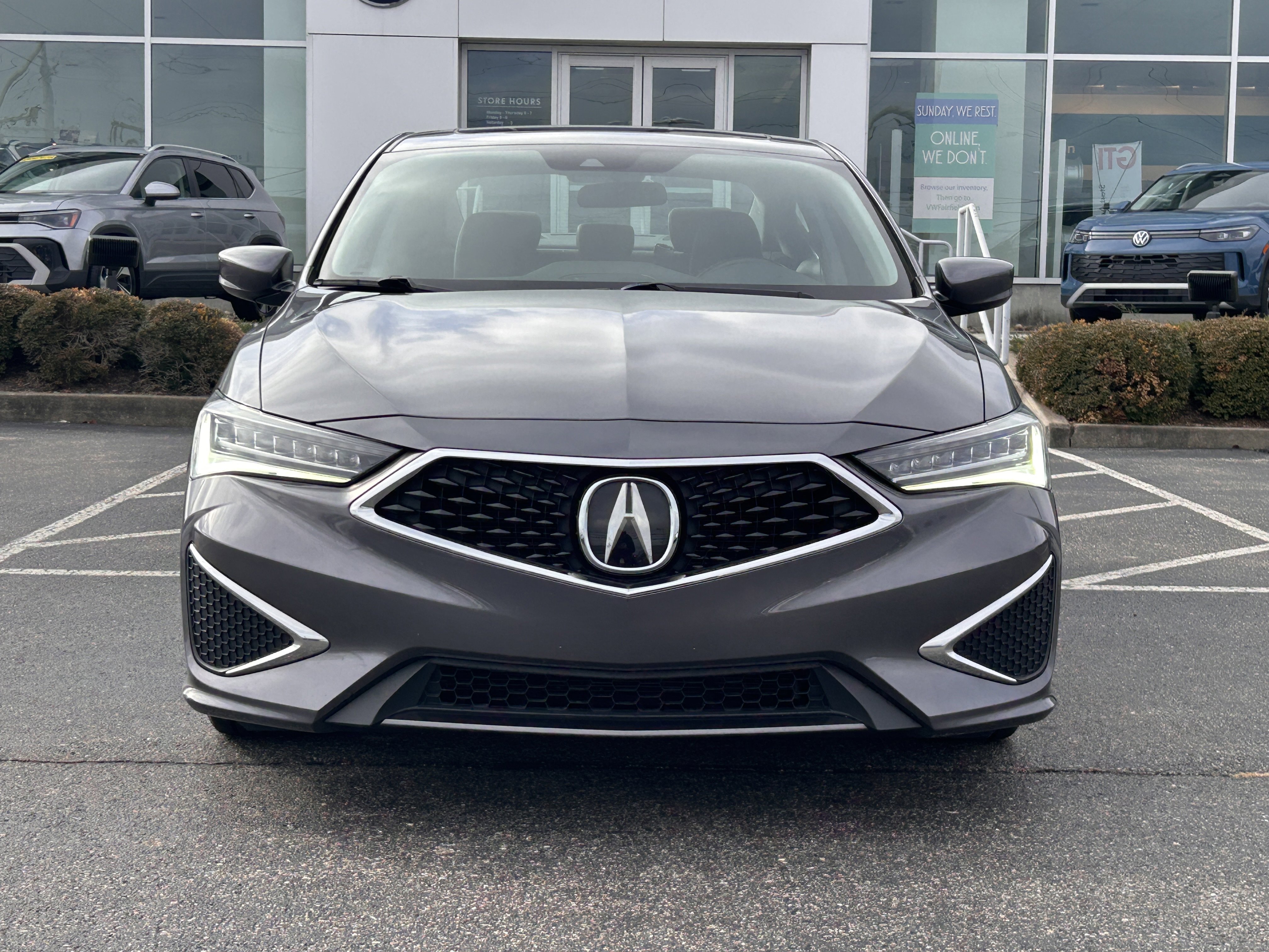 Used 2019 Acura ILX image 2