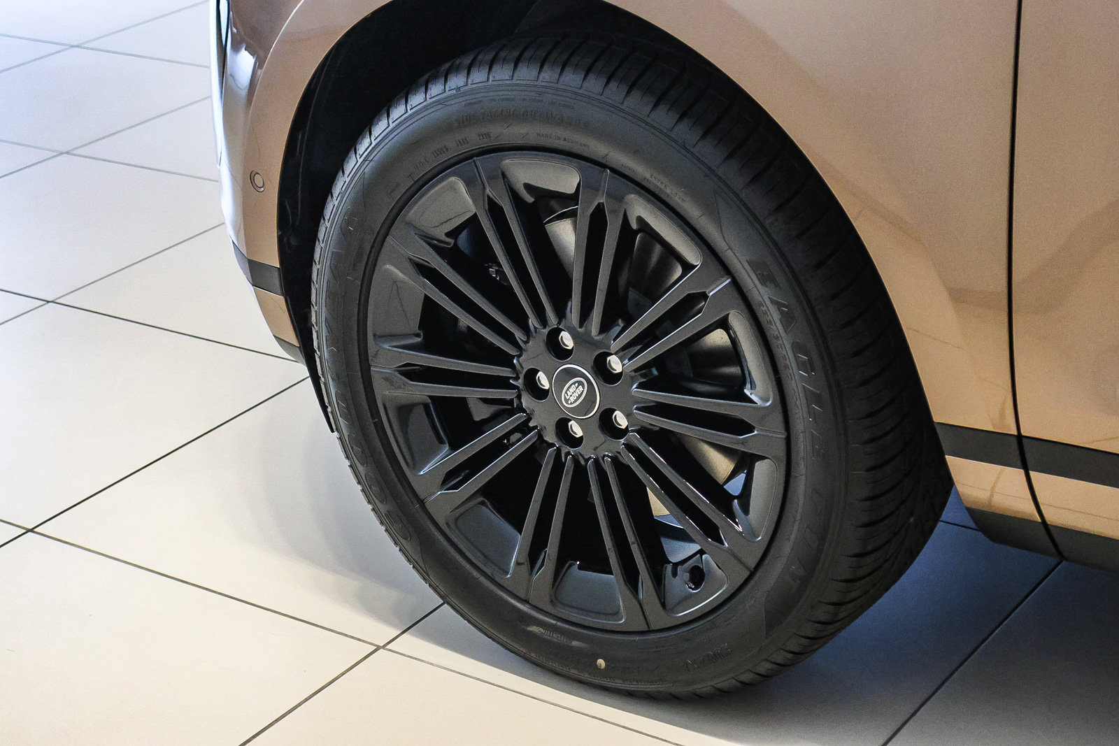 New 2026 Land Rover Range Rover Evoque S AWD/4WD image 8