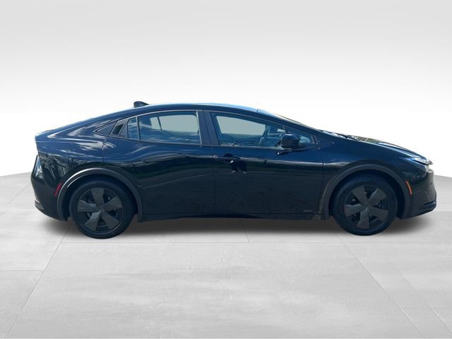 Used 2026 Toyota Prius LE image 6