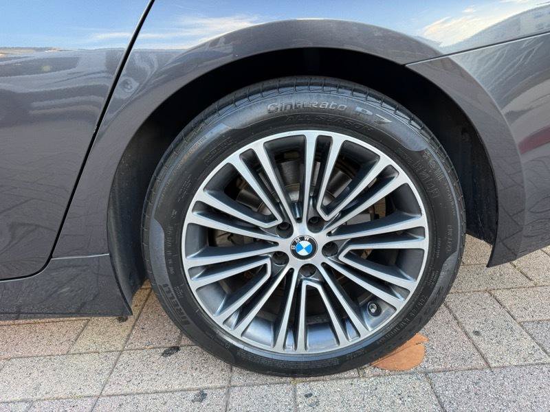 Used 2017 BMW 530i RWD image 26