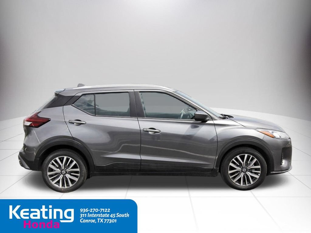 Used 2021 Nissan Kicks SV FWD image 4