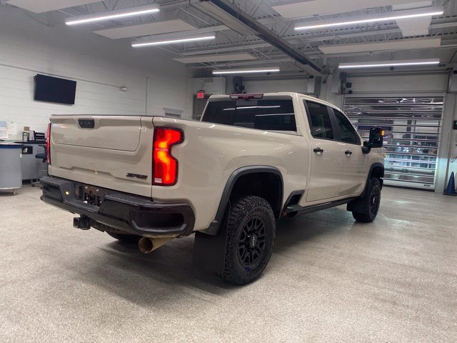Used 2026 Chevrolet Silverado 2500 ZR2 AWD/4WD image 5