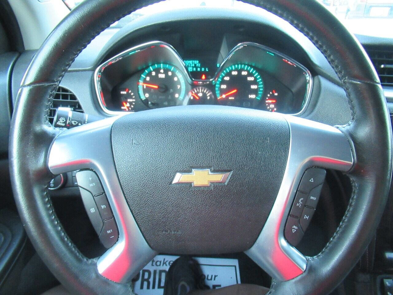 Used 2015 Chevrolet Traverse LT image 16