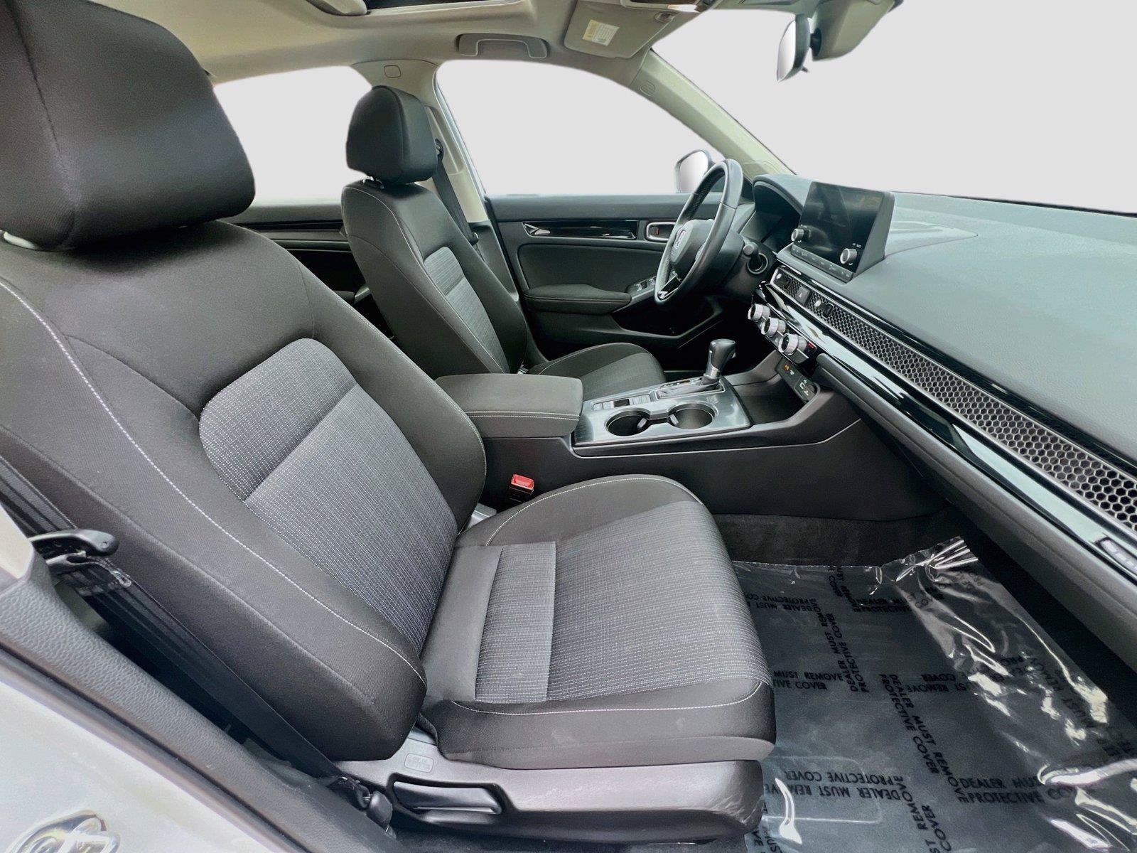 Certified 2022 Honda Civic EX image 28
