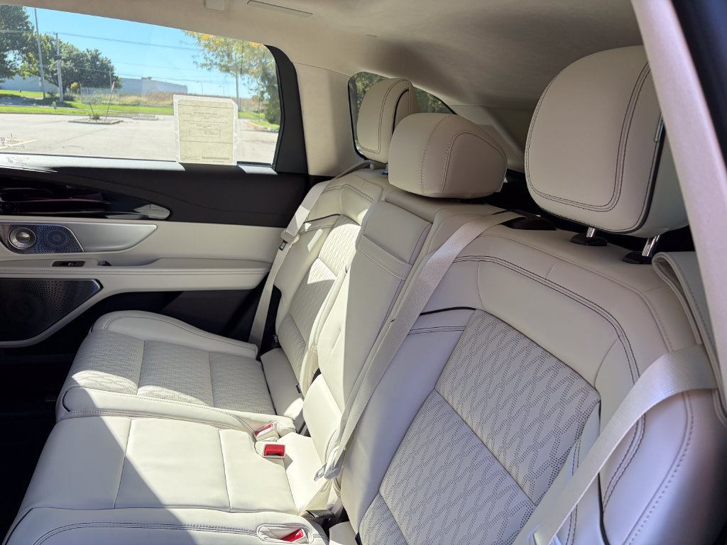 New 2026 Lincoln Nautilus Black Label AWD/4WD image 20