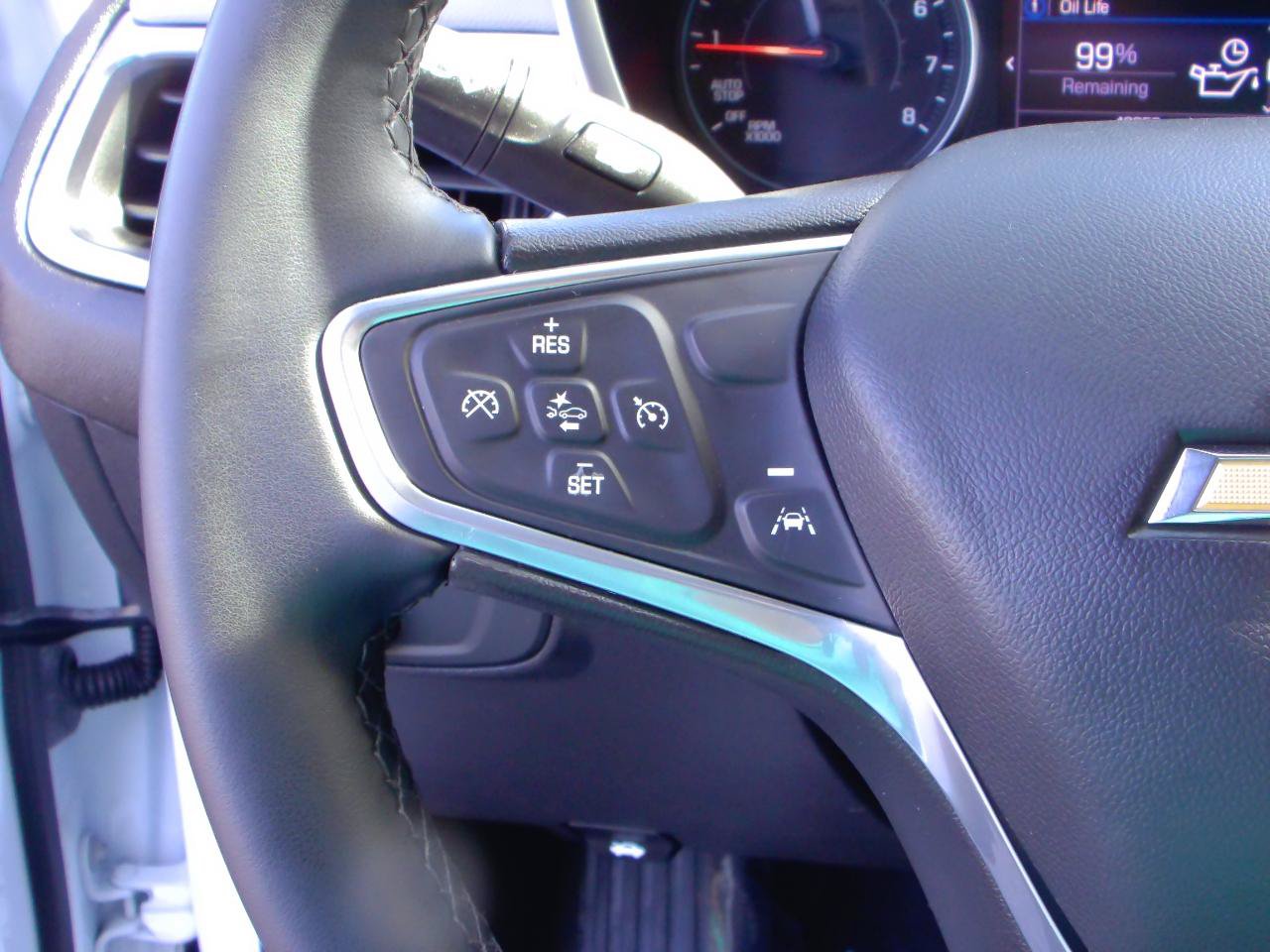 Used 2023 Chevrolet Equinox LT w/ Driver Convenience Package AWD/4WD image 16