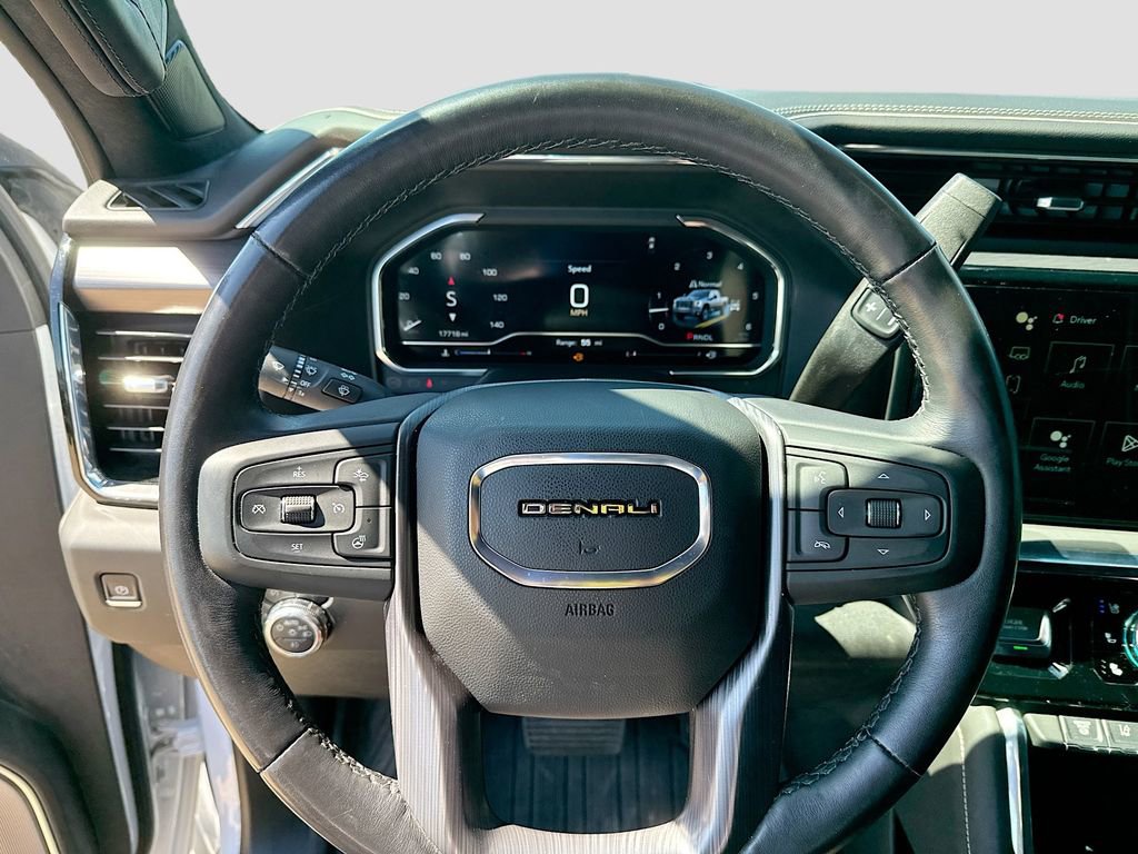 Used 2025 GMC Sierra 2500 Denali Ultimate AWD/4WD image 15