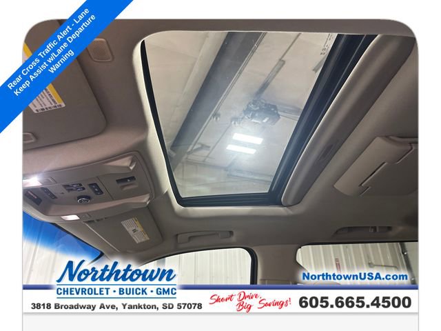 Used 2019 Chevrolet Suburban Premier AWD/4WD image 22