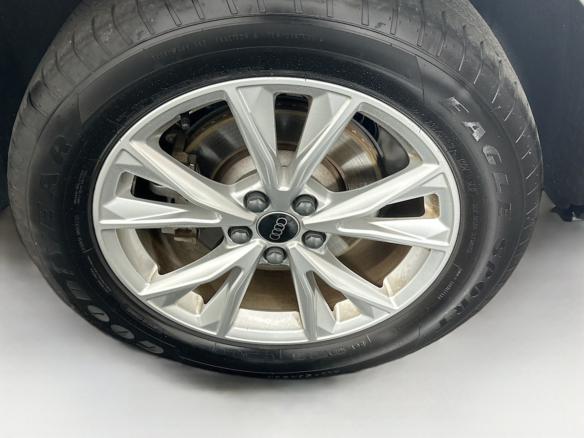 Used 2025 Audi Q3 2.0T Premium AWD/4WD image 11
