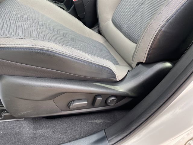 Used 2025 Subaru Forester Premium image 9