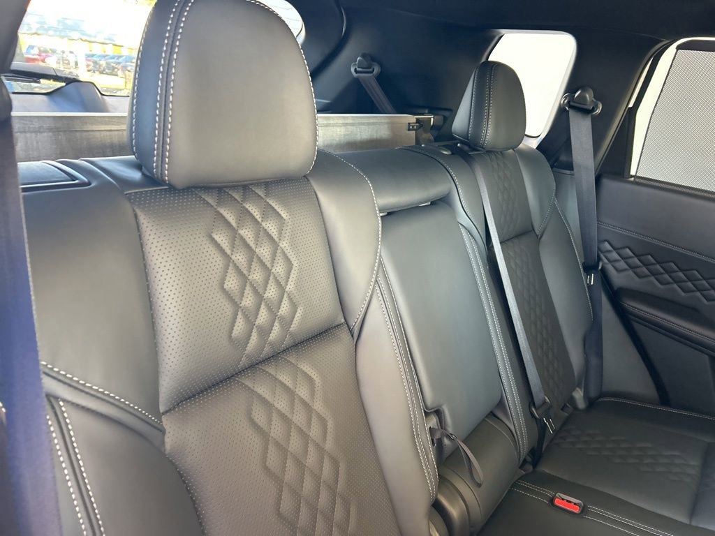 New 2025 Mitsubishi Outlander SEL Black Edition image 31