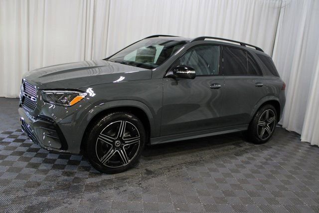 New 2026 Mercedes-Benz GLE 450 4MATIC image 3