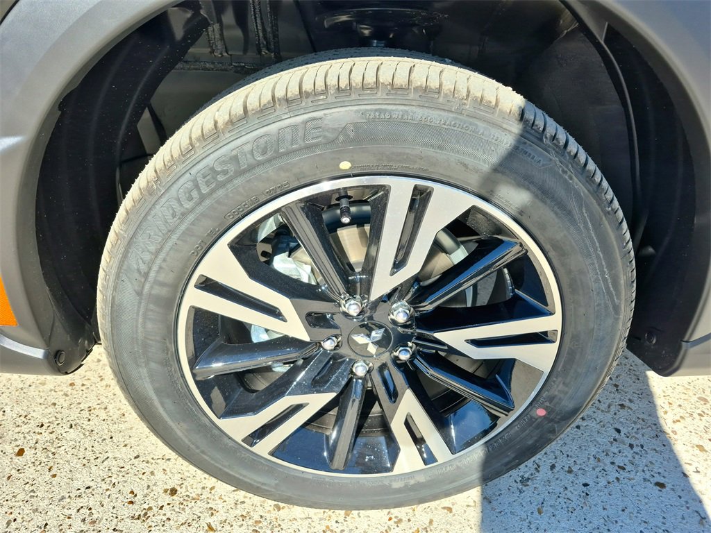 New 2026 Mitsubishi Eclipse Cross SE image 9