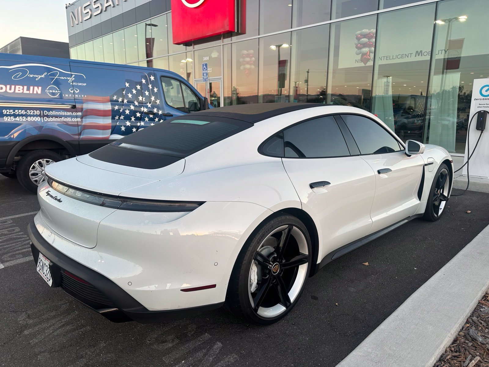 Used 2023 Porsche Taycan Turbo AWD/4WD image 3