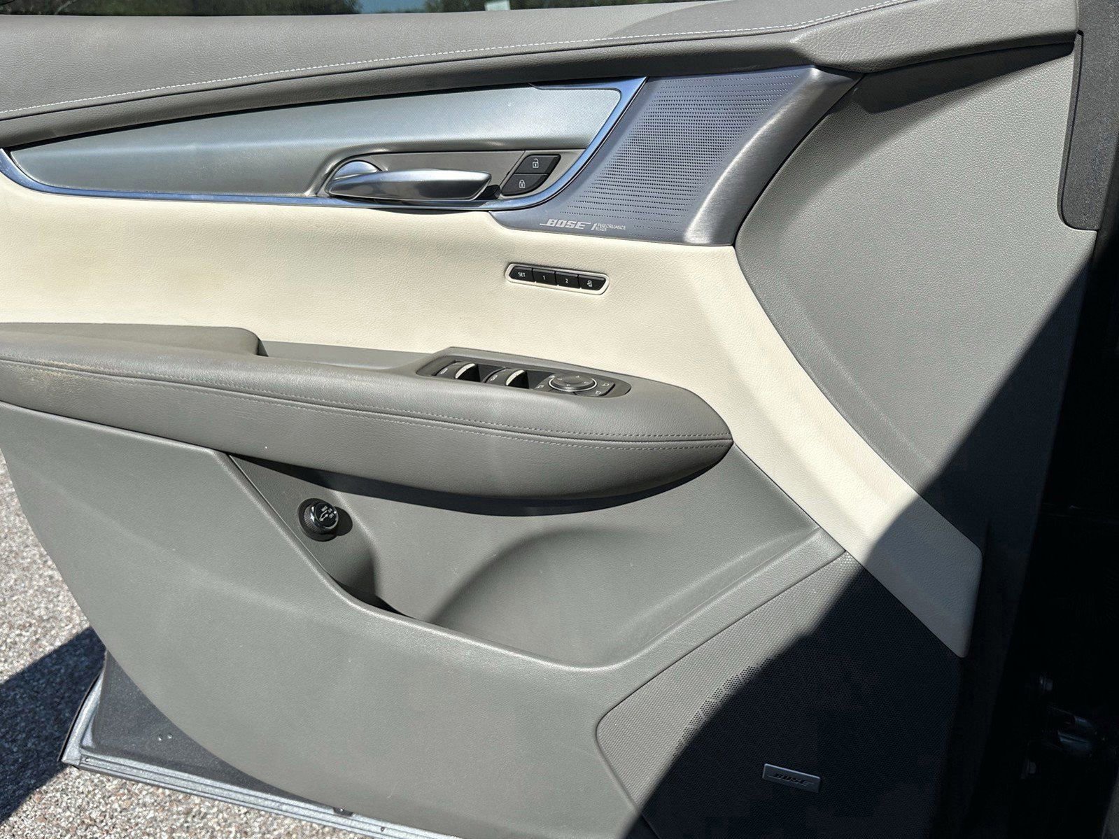 Used 2021 Cadillac XT5 Premium Luxury image 28