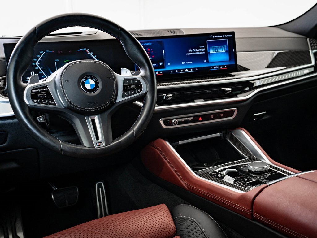 Used 2024 BMW X6 M60i w/ Dynamic Handling Package image 4