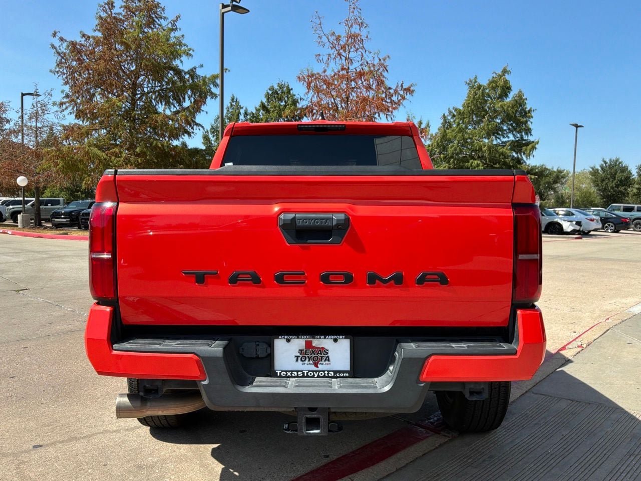 Used 2024 Toyota Tacoma TRD Sport RWD image 7