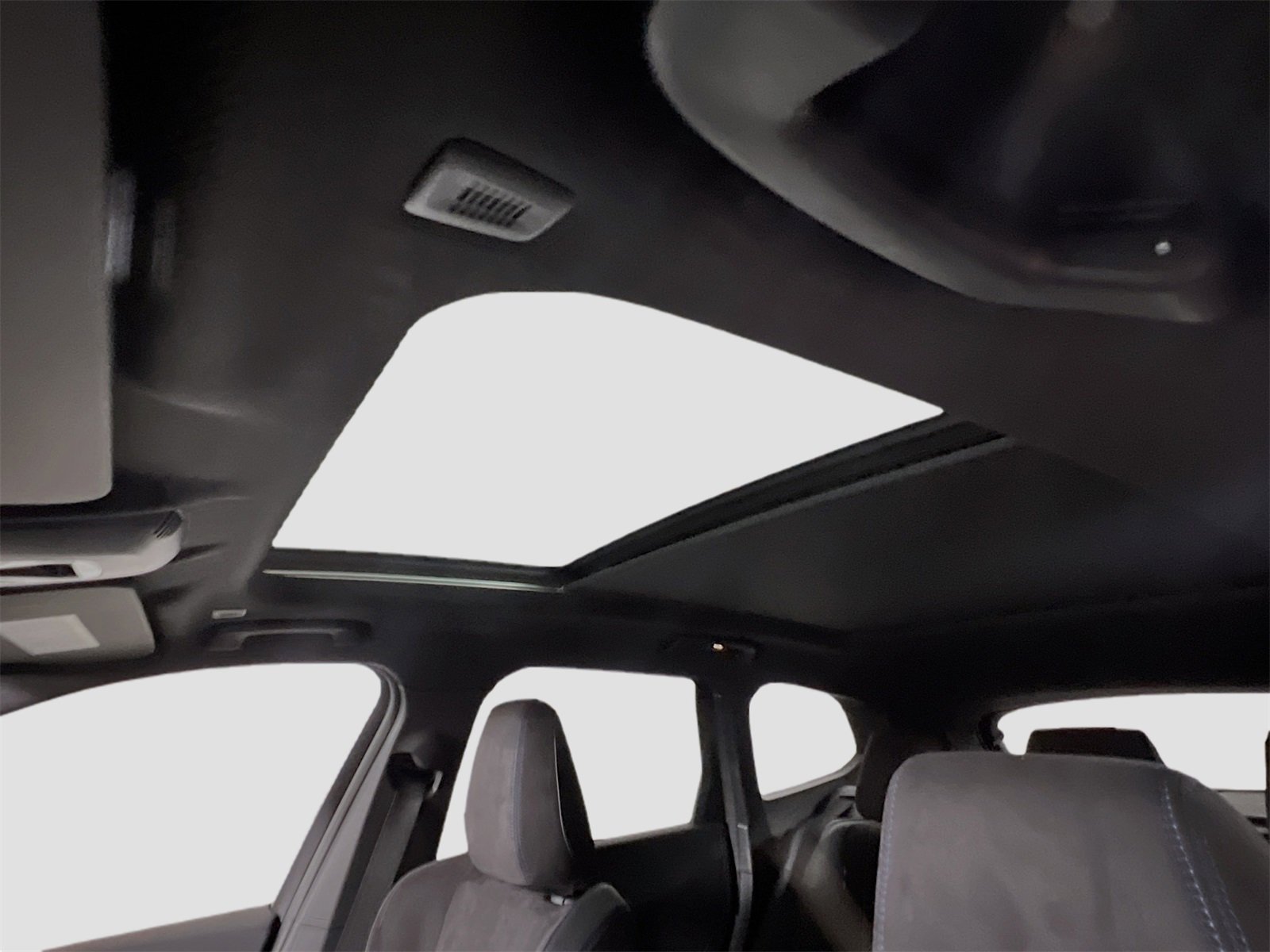 New 2025 BMW X1 xDrive28i w/ M Sport Package image 14