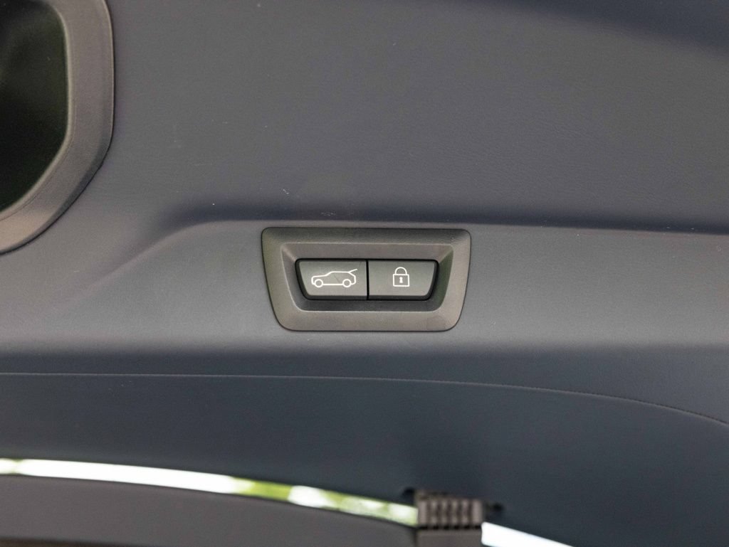Certified 2022 Rolls-Royce Cullinan w/ Cullinan Package AWD/4WD image 68