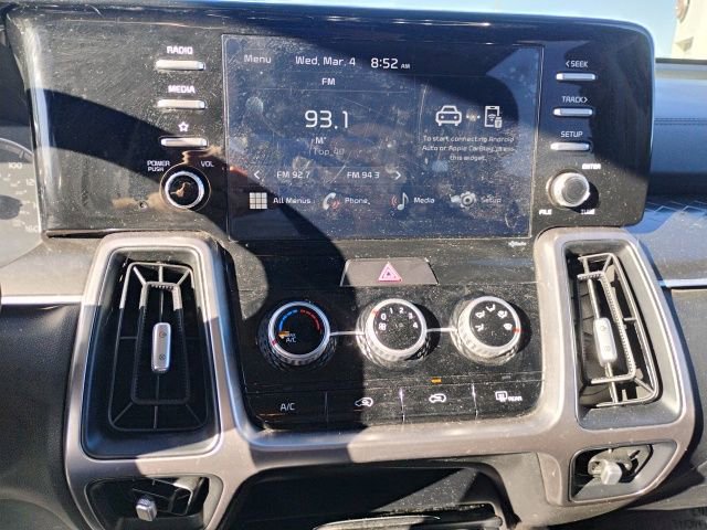 Used 2023 Kia Sorento LX image 22