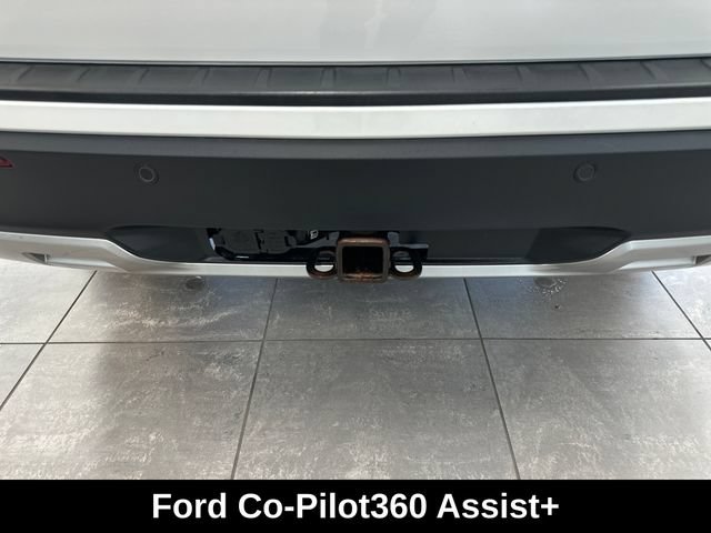 Used 2023 Ford Explorer XLT w/ Equipment Group 202A AWD/4WD image 10