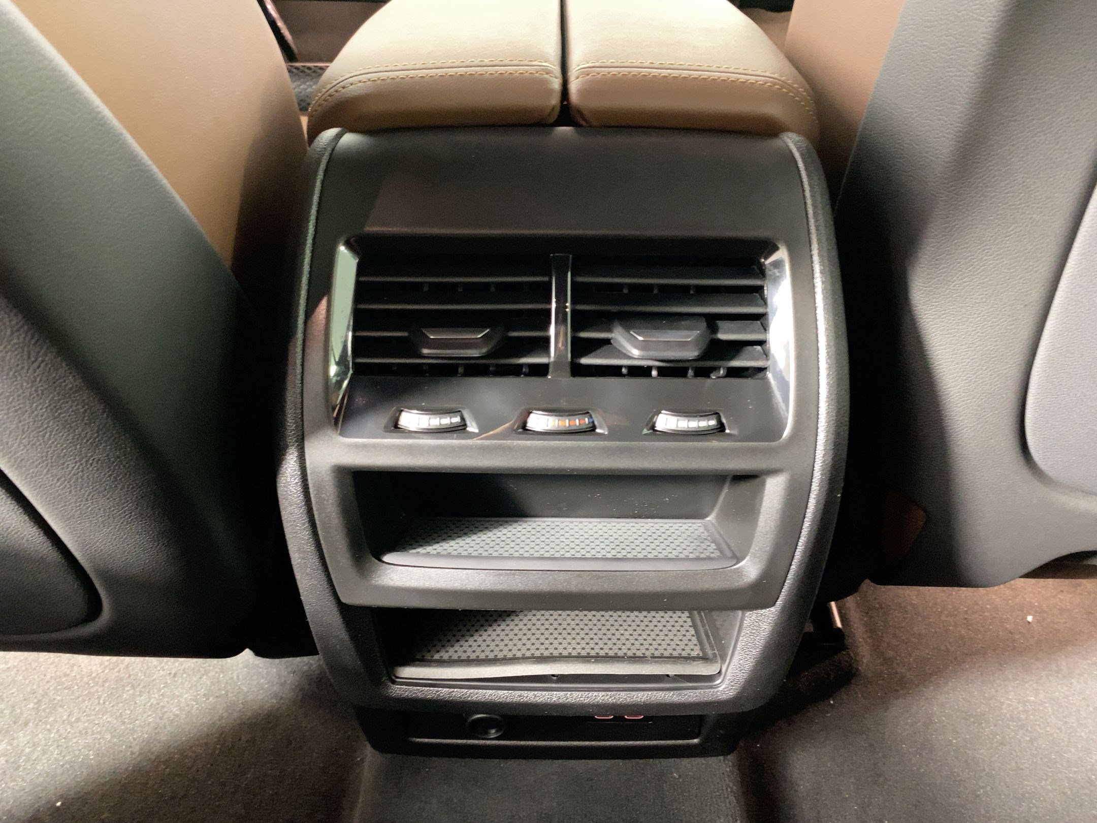 Used 2026 BMW X5 sDrive40i image 29