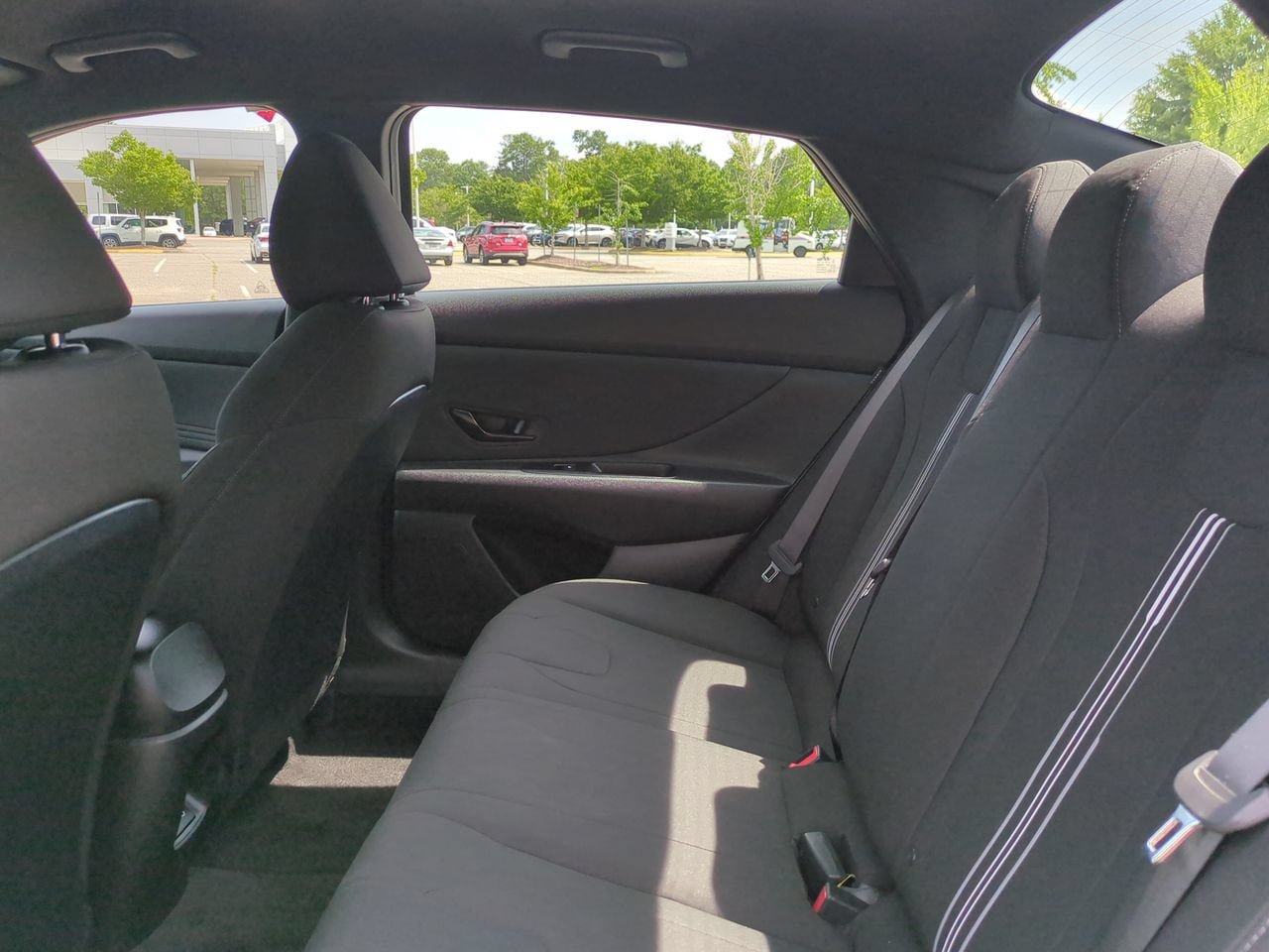 Used 2026 Hyundai Elantra Sport FWD image 13