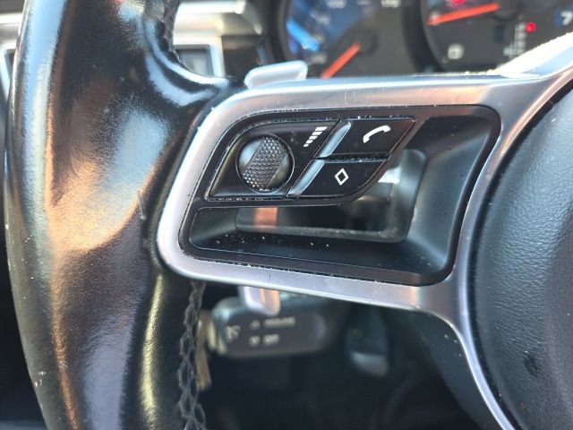 Used 2017 Porsche Macan AWD/4WD image 4