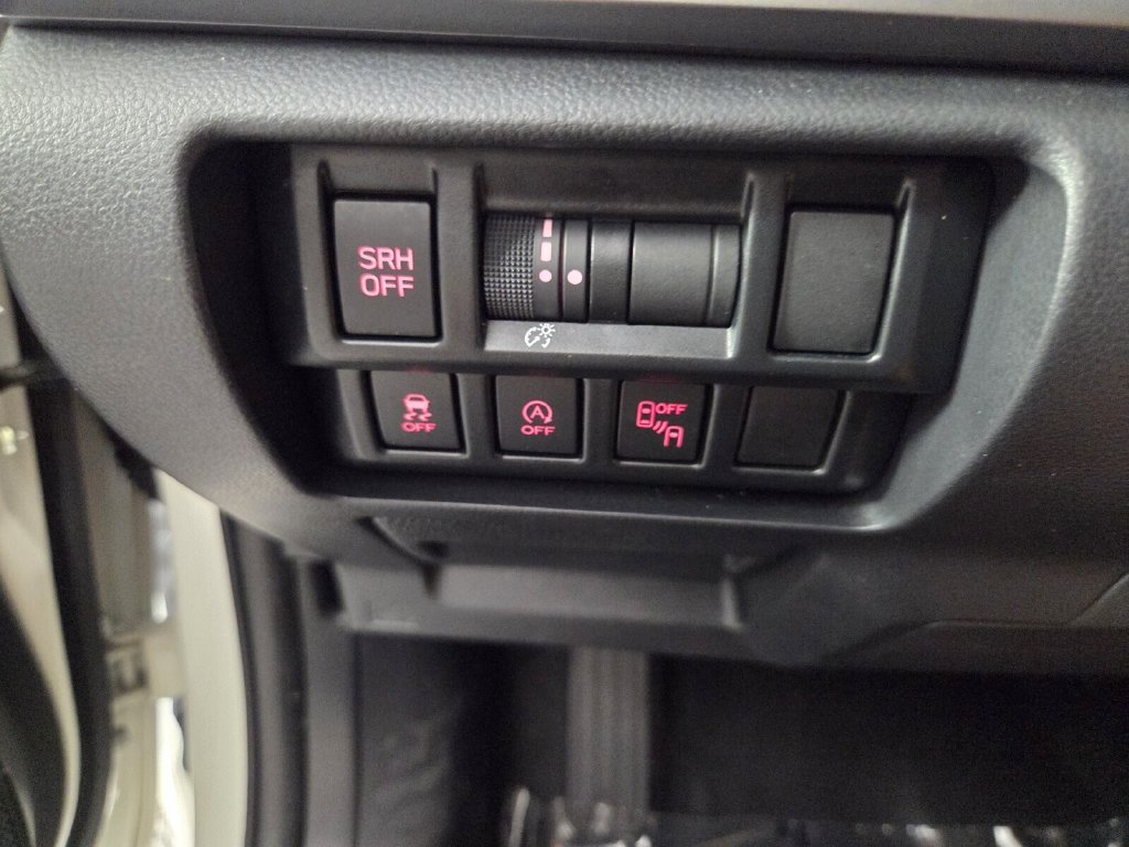 Used 2023 Subaru Crosstrek 2.5i Limited AWD/4WD image 18