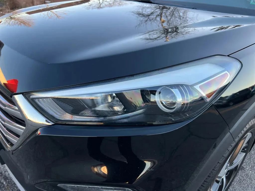 Used 2018 Hyundai Tucson Limited w/ Ultimate Package 02 image 32