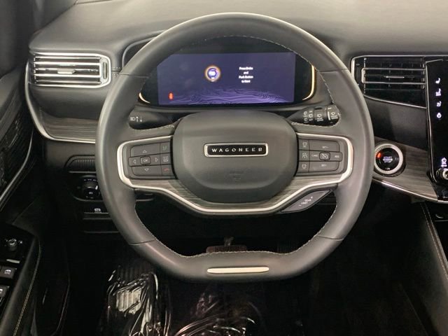 Used 2024 Jeep Wagoneer Series II w/ Flexible Seating Group image 17